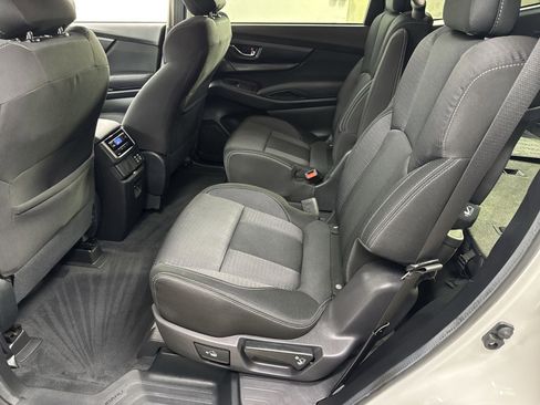 Used 2025 Subaru Ascent Premium image 28