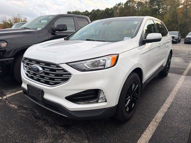 Used 2020 Ford Edge SEL w/ Cold Weather Package AWD/4WD image 3