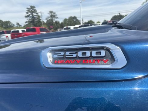 Used 2024 RAM 2500 Tradesman w/ Chrome Appearance Group image 11