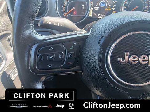 Used 2022 Jeep Wrangler Unlimited Sport AWD/4WD image 20