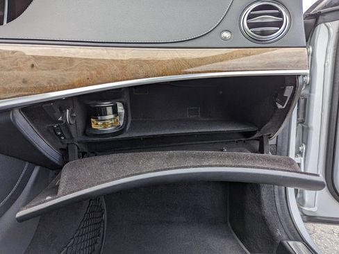 Used 2015 Mercedes-Benz S 550 4MATIC Sedan image 36