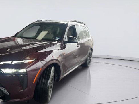 Used 2025 BMW X7 M60i AWD/4WD image 4