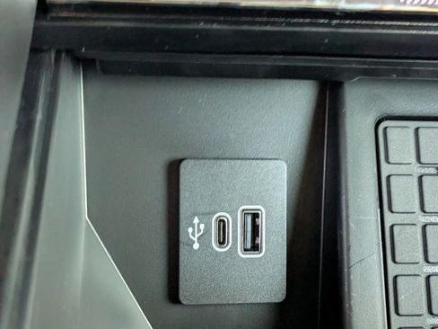 New 2025 Ford F150 King Ranch w/ FX4 Off-Road Package image 26