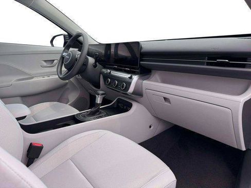New 2026 Hyundai Kona SE FWD image 15