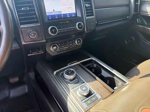 Used 2020 Ford Expedition Max King Ranch AWD/4WD image 29