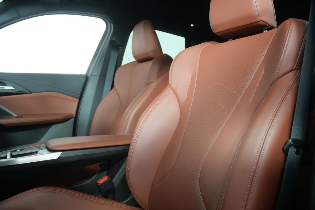 Certified 2026 BMW X1 xDrive28i AWD/4WD image 11