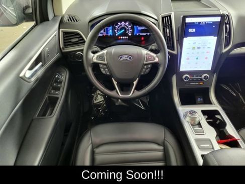 Used 2022 Ford Edge SEL w/ Convenience Package image 26
