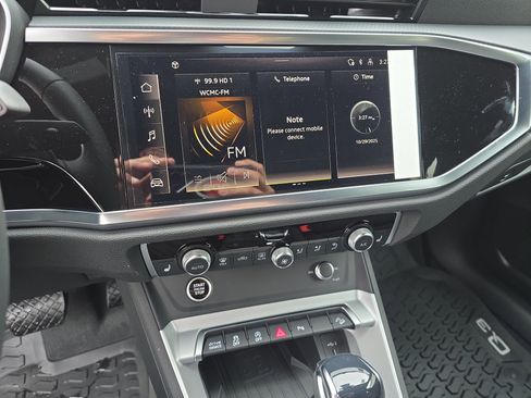 New 2025 Audi Q3 2.0T Premium image 20