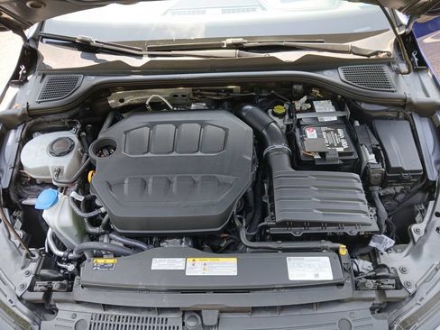 Used 2023 Volkswagen Golf R AWD/4WD image 43
