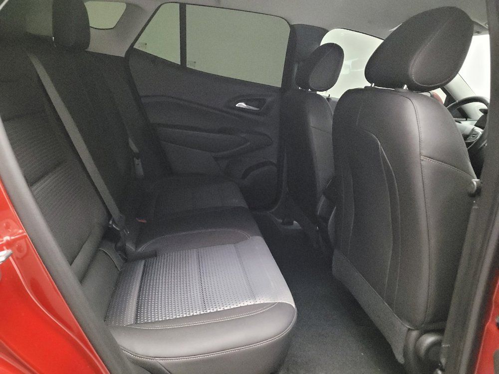 Used 2024 Chevrolet Trax LT w/ Driver Confidence Package FWD image 19