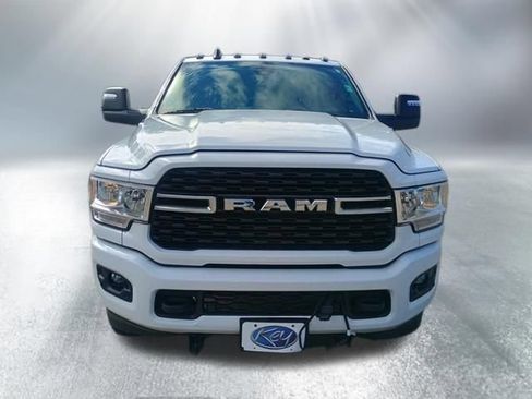 Used 2024 RAM 2500 Big Horn w/ Sport Appearance Package AWD/4WD image 9