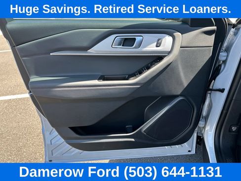 Used 2026 Ford Explorer Active w/ Active Comfort Package AWD/4WD image 11
