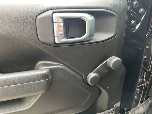 Used 2024 Jeep Gladiator Sport image 24