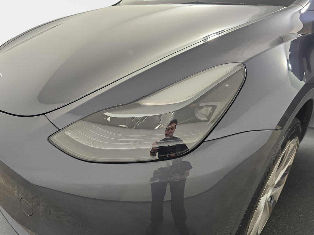 Used 2023 Tesla Model Y Long Range AWD/4WD image 34