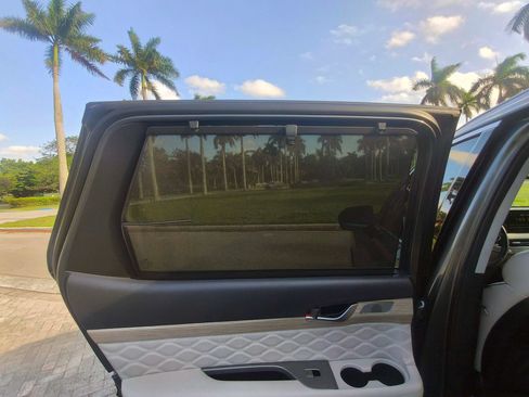 Used 2022 Hyundai Palisade Calligraphy w/ Cargo Package FWD image 32