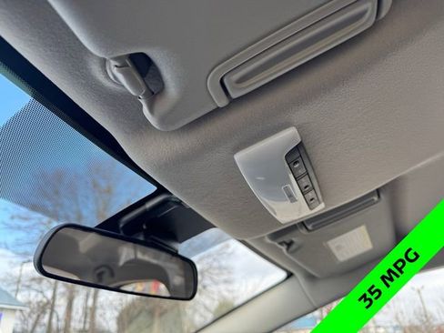 New 2025 Nissan Versa SV w/ Trunk Package image 25