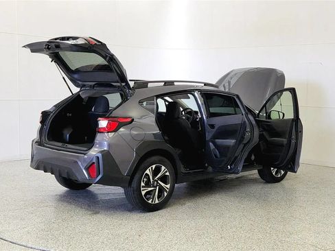 Used 2025 Subaru Crosstrek 2.5i Premium AWD/4WD image 12