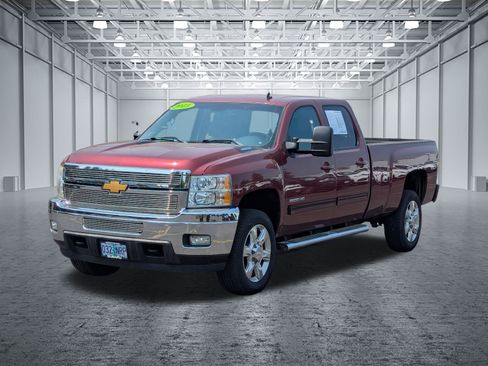 Used 2013 Chevrolet Silverado 2500 LTZ w/ LTZ Plus Package RWD image 9
