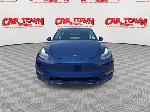 Used 2020 Tesla Model Y Long Range image 3