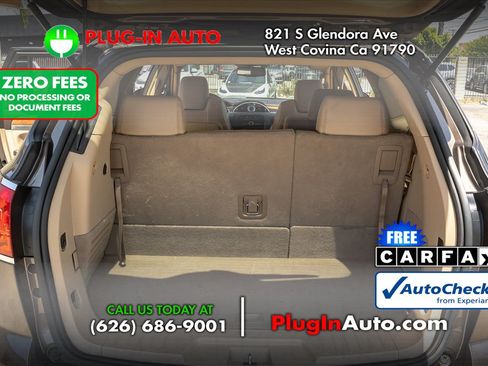 Used 2009 Buick Enclave CXL w/ Driver Confidence Package FWD image 4