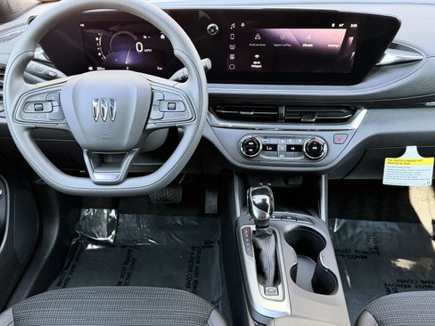New 2026 Buick Envista Preferred FWD image 19