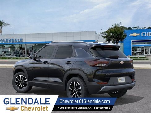 New 2026 Chevrolet TrailBlazer LT w/ Convenience Package image 3