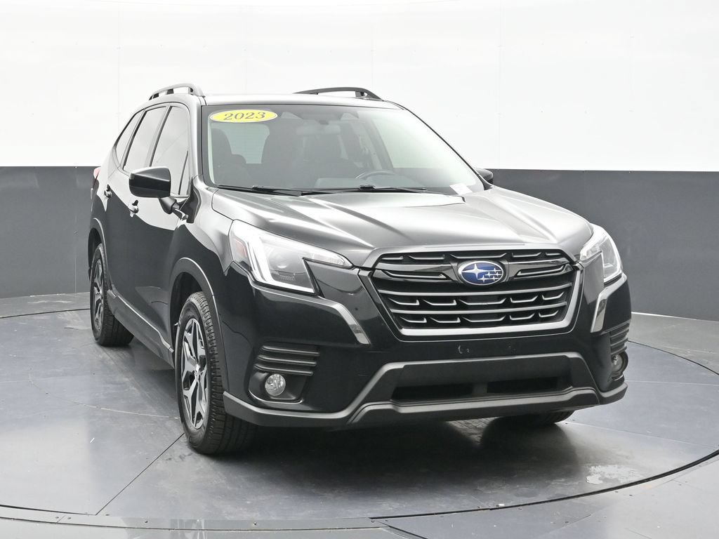 Used 2023 Subaru Forester Premium AWD/4WD image 16