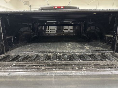 Used 2017 RAM 1500 Tradesman w/ Power & Remote Entry Group image 21