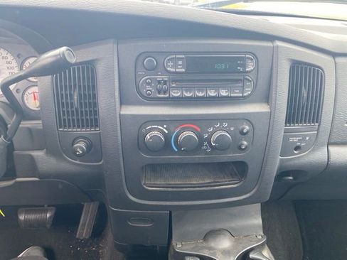 Used 2004 Dodge Ram 1500 Truck SLT w/ Trailer Tow Group RWD image 12