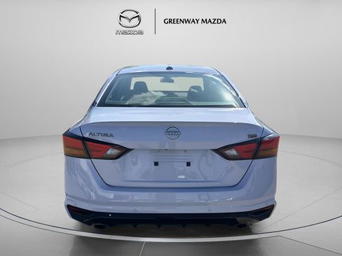 Used 2025 Nissan Altima 2.5 SR image 6