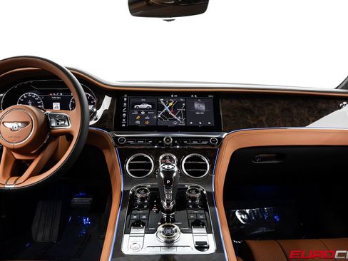 Used 2024 Bentley Continental GT AWD/4WD image 25
