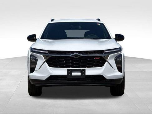 New 2026 Chevrolet Trax RS w/ Driver Confidence Package FWD image 8