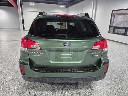 Used 2012 Subaru Outback 3.6R Premium AWD/4WD image 4