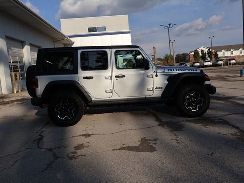 Used 2022 Jeep Wrangler Unlimited Rubicon 4xe w/ Cold Weather Group image 8