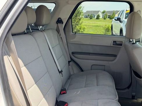 Used 2011 Ford Escape XLT FWD image 18