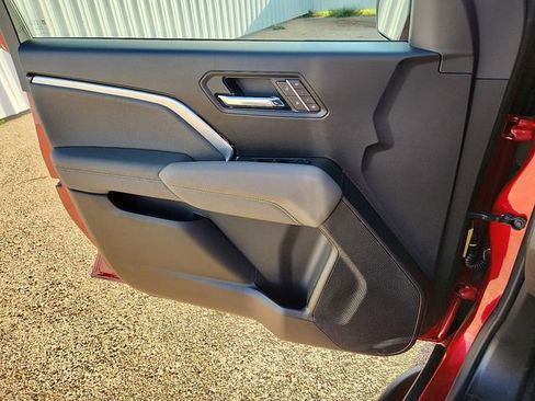 New 2026 Chevrolet Colorado ZR2 w/ ZR2 Bison Edition image 14