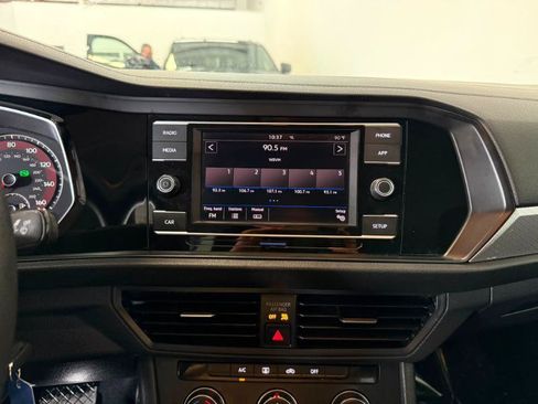 Used 2019 Volkswagen Jetta S w/ Driver Assistance Package FWD image 12