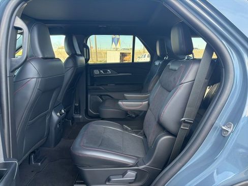 Used 2025 Ford Explorer ST w/ Sun And Sound Package image 12
