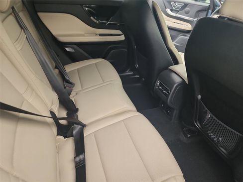 New 2026 Lincoln Corsair Premiere FWD image 21