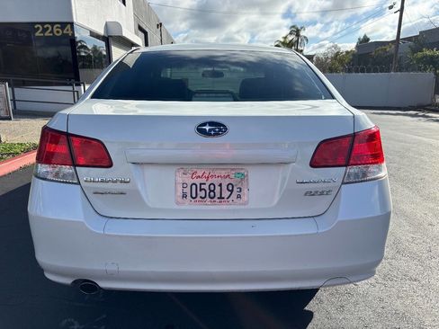 Used 2013 Subaru Legacy 2.5i Premium w/ All-Weather Pkg image 7