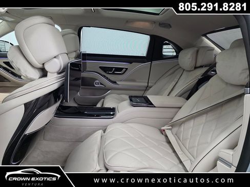 Used 2024 Mercedes-Benz Maybach S 580 4MATIC image 24