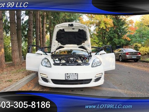Used 2012 Porsche Panamera w/ Bose Audio Pkg image 28