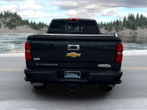 Used 2018 Chevrolet Silverado 2500 High Country AWD/4WD image 4