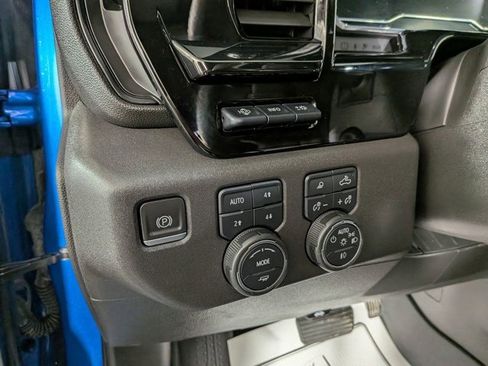 Certified 2023 Chevrolet Silverado 1500 ZR2 w/ Technology Package image 19