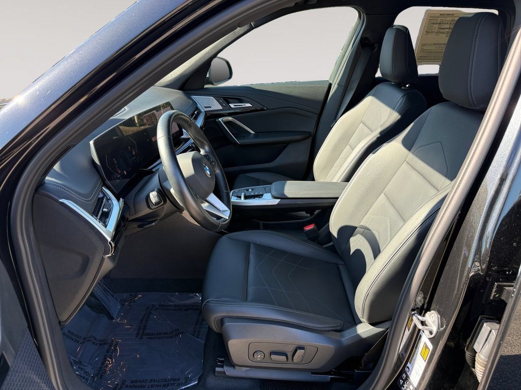 Certified 2024 BMW X1 xDrive28i AWD/4WD image 9