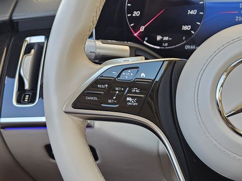 Certified 2022 Mercedes-Benz S 500 4MATIC image 28