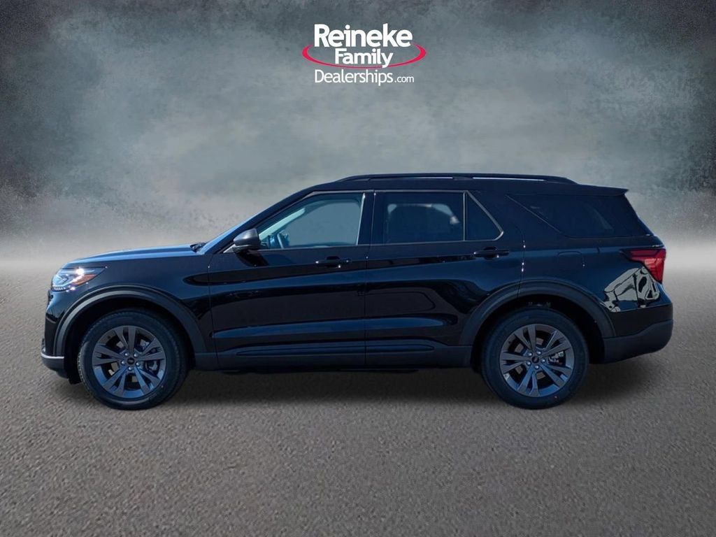 New 2026 Ford Explorer Active w/ Active Comfort Package AWD/4WD image 9