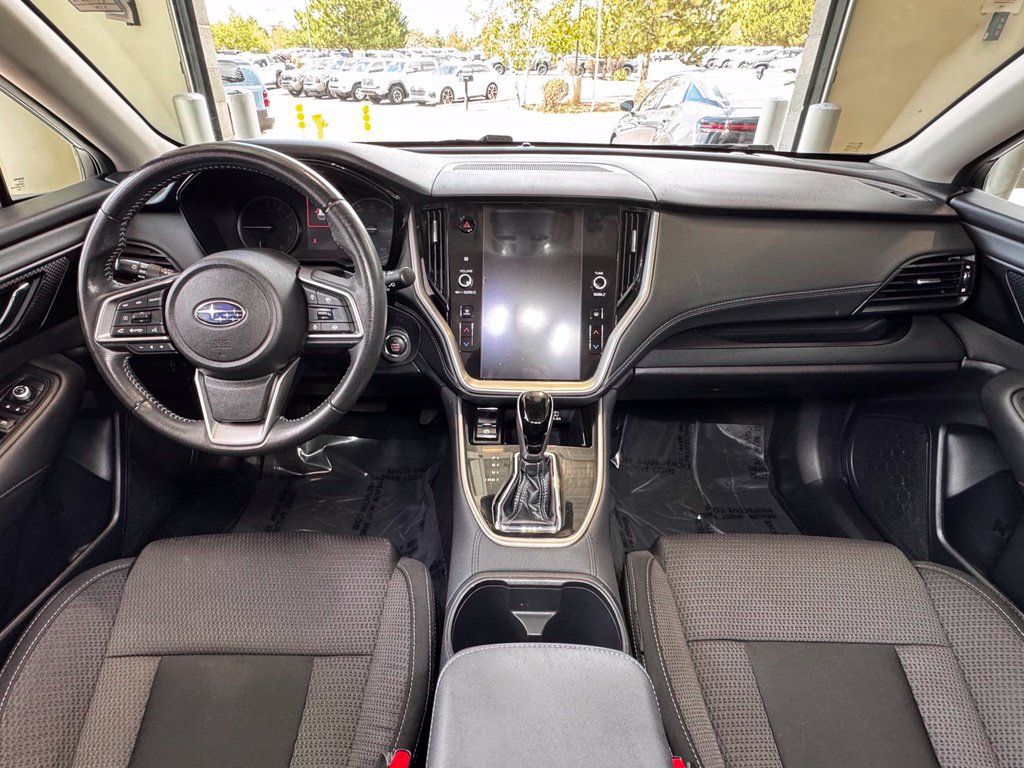 Used 2024 Subaru Outback Premium AWD/4WD image 16