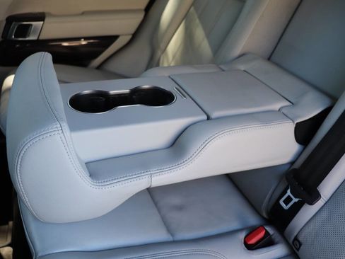 Used 2017 Land Rover Range Rover HSE image 54