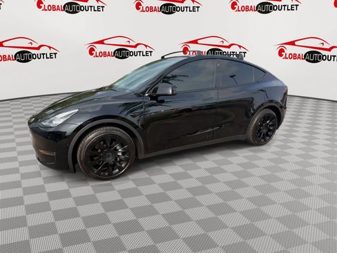 Used 2021 Tesla Model Y Long Range AWD/4WD image 4